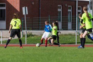 Bild 56 - B-Juniorinnen TSV Schoenberg - Holstein Kiel : Ergebnis: 0:23